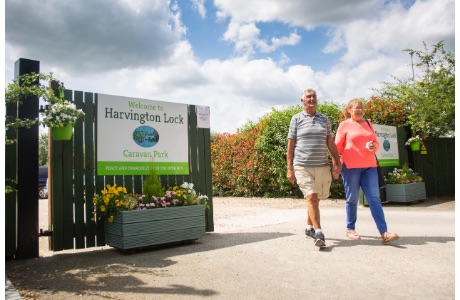 Life at Harvington Lock